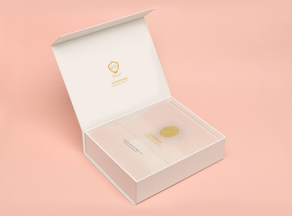 書型(xíng)精裝盒(he)