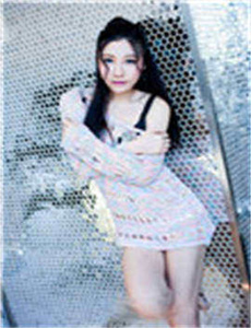女的下面同时放两根进去小说-xoxoxo