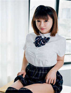 免费YY视频-美女脱18以下禁止看尿口图片