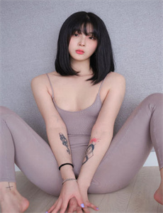 三奸-女干部光着屁股让领导玩
